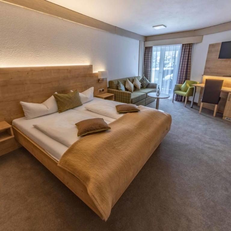 Hotel Quellenhof - Großes Doppelzimmer - 1