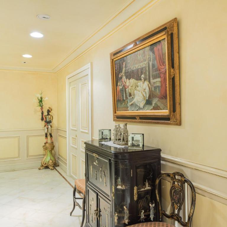 ARC de TRIOMPHE - FOCH PALACE with AC - Appartement avec Balcon - 38