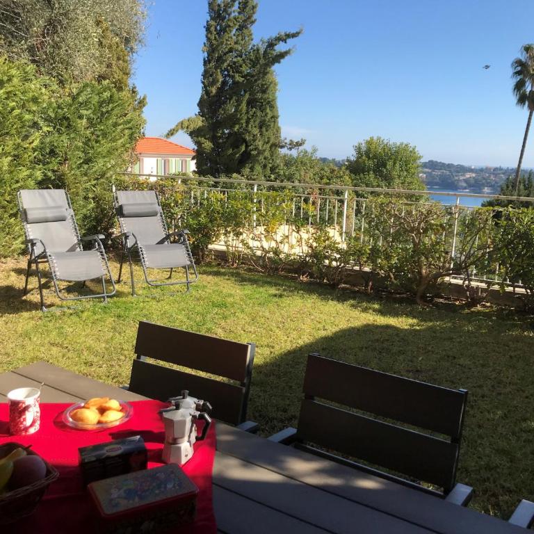 Jardin Figuiers AP4123 by Riviera Holiday Homes - Appartement - Vue sur Jardin - 1