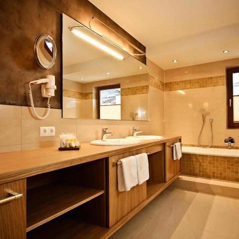Sporthotel Neustift - Deluxe Junior Suite - 1