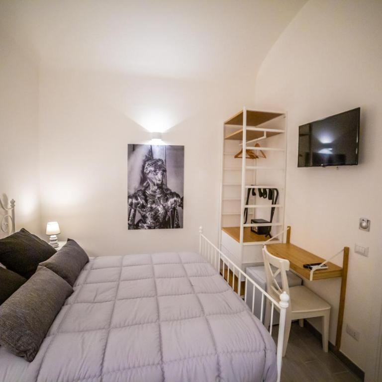 B&B Opera dei Pupi - Deluxe Double Room with Shower - 9