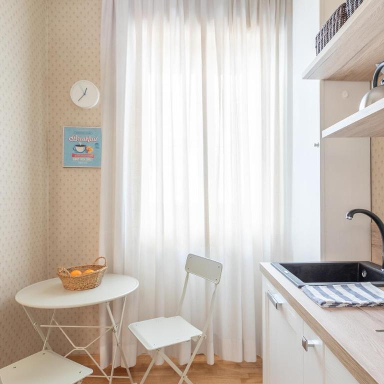 Town House Roma - Suite Familiare Deluxe - 6