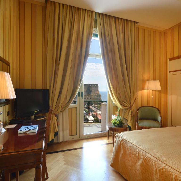 Grand Hotel Vesuvio - Camera Matrimoniale con Vista Mare - 2