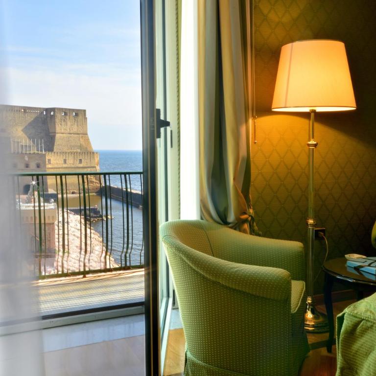 Grand Hotel Vesuvio - Camera Matrimoniale con Vista Mare - 1