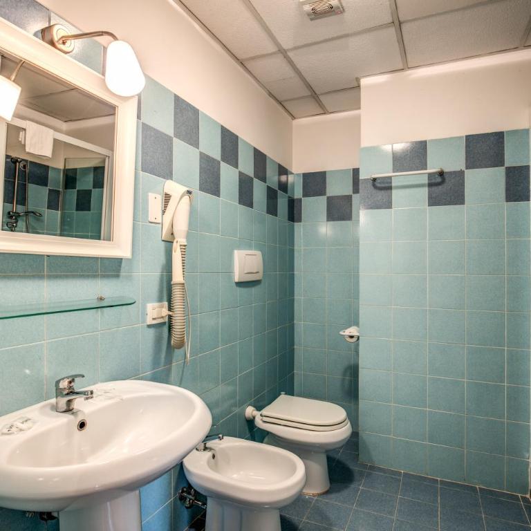City Guest House - Camera Standard Matrimoniale/Doppia con Letti Singoli - 11
