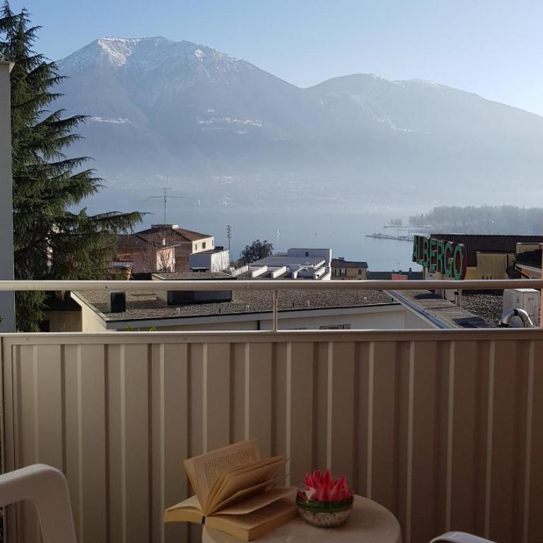 @ Home Hotel Locarno - Camera Matrimoniale con Vista Lago - 4