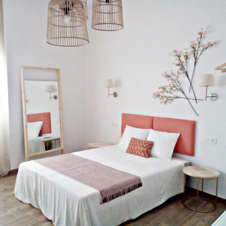 Sunny Stay Guest Houses - Double Room with Private Bathroom - 11