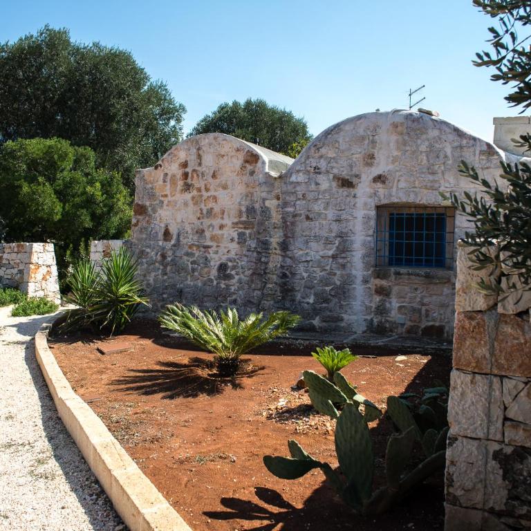 Masseria Oreglia - Camera Matrimoniale con Vista Parco - 1