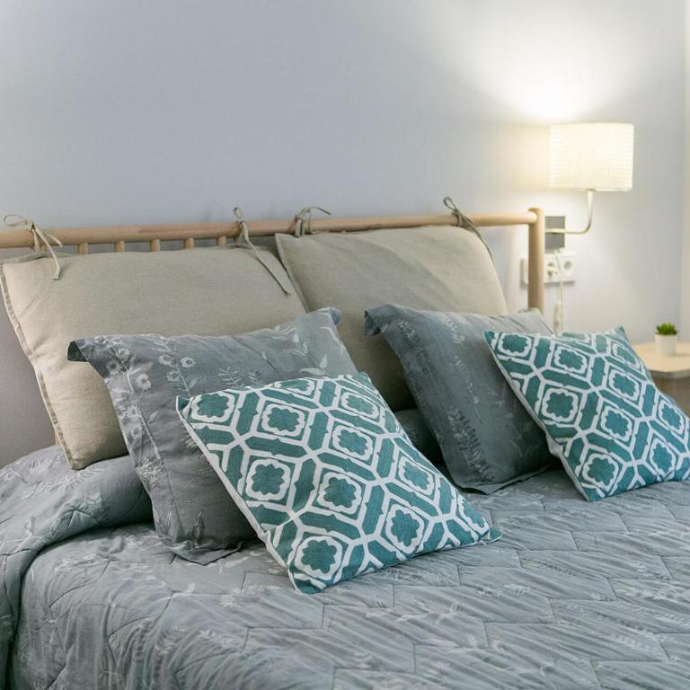 Blanc Guest House - Exterior Double or Twin Room with Private Bathroom - 3