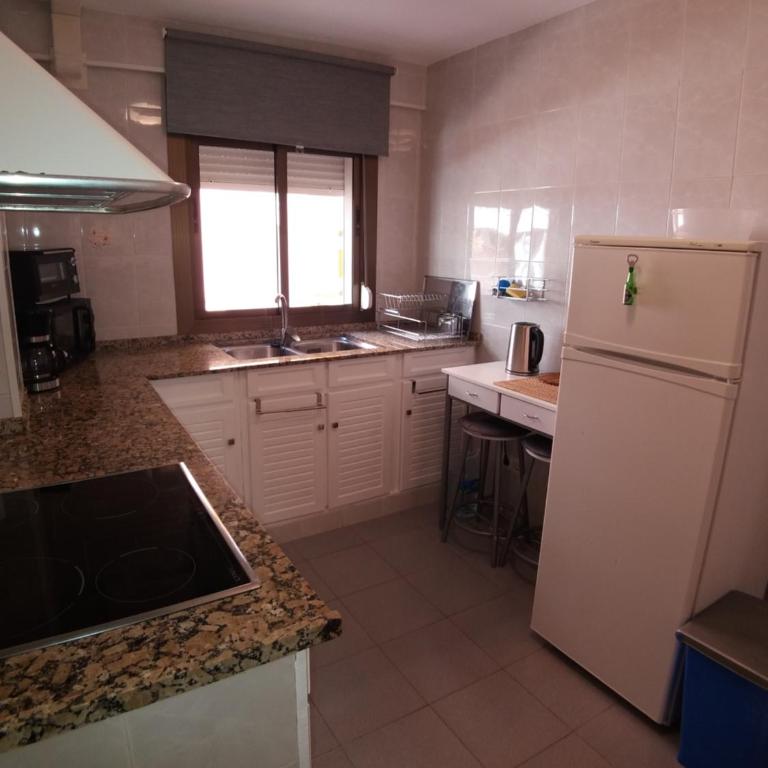 Fantástico Apartamento 1ª Línea de Playa - Apartamento - 28