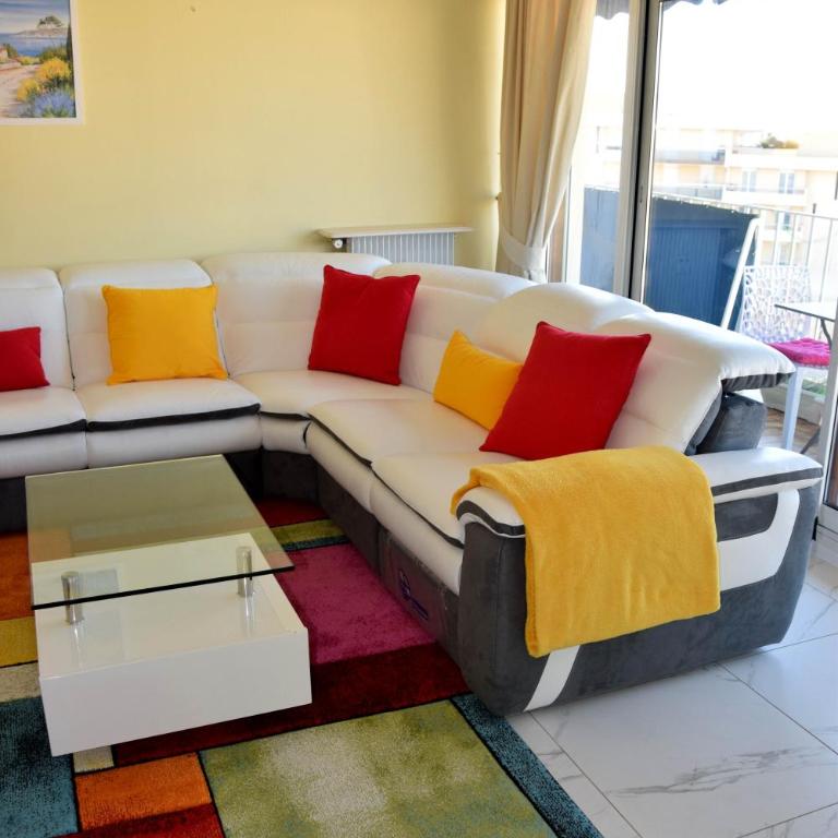 Rue Roland Garros - Appartement 2 Chambres - 1