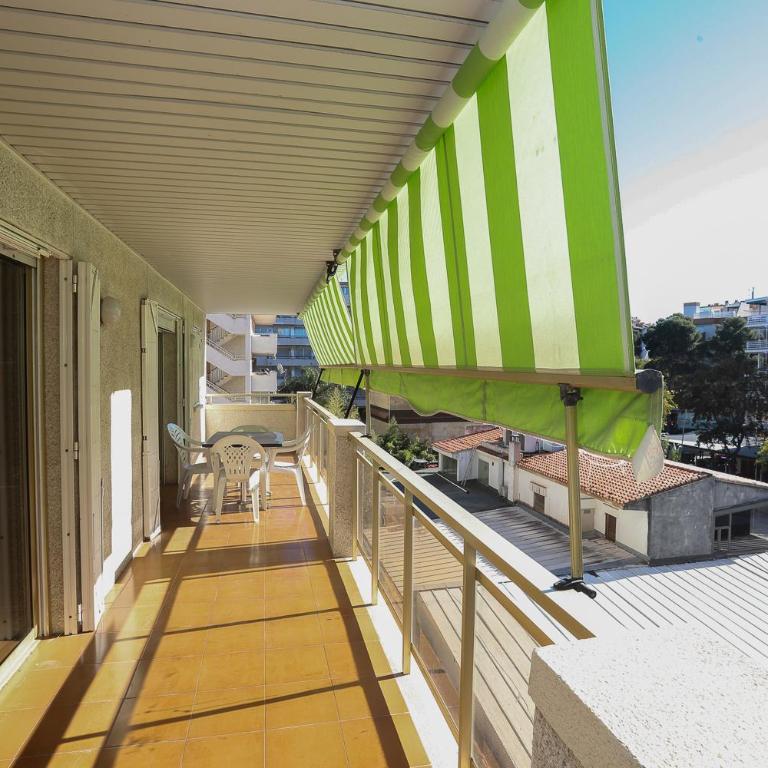 DIFFERENTFLATS Decathlon - Apartamento de 2 dormitorios con terraza - 9