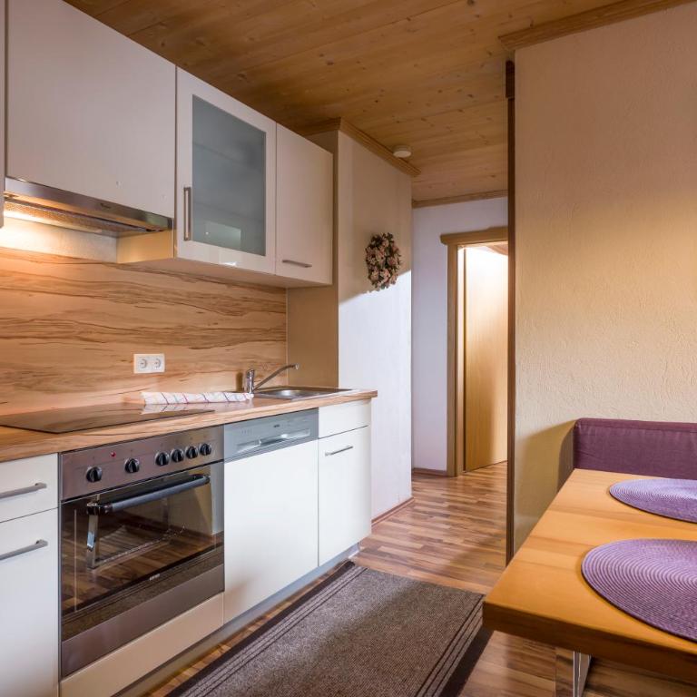 Appartements Enzian - Standard Apartment mit 2 Schlafzimmern (4 Erwachsene) - 4