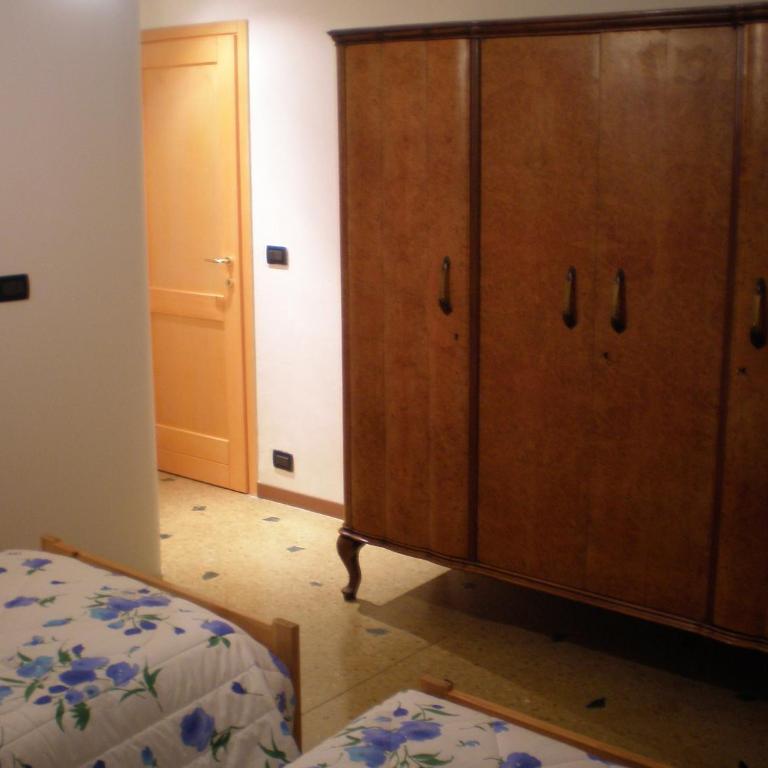 Bed And Breakfast Arcobaleno - Camera Matrimoniale/Doppia con Letti Singoli con Bagno Privato - 7