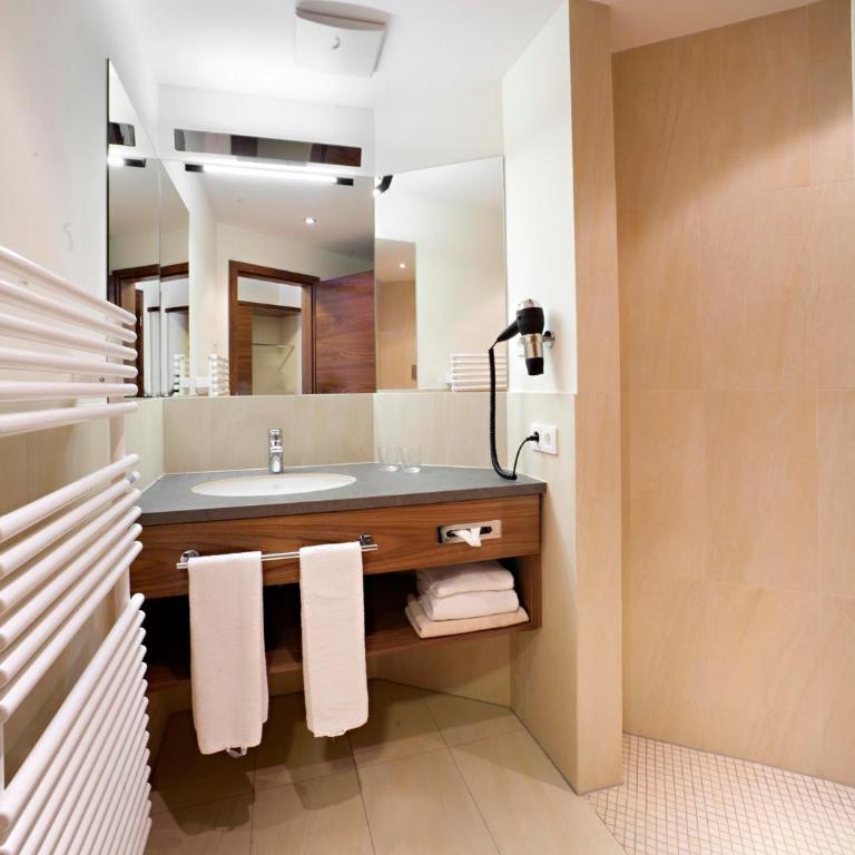 Hotel Greinwald - Standard Doppelzimmer - 3