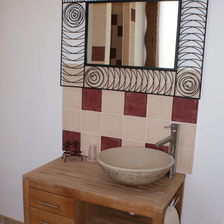 Maison d' hôtes Tranquyl - Chambre Double - Vue sur Montagne - 4