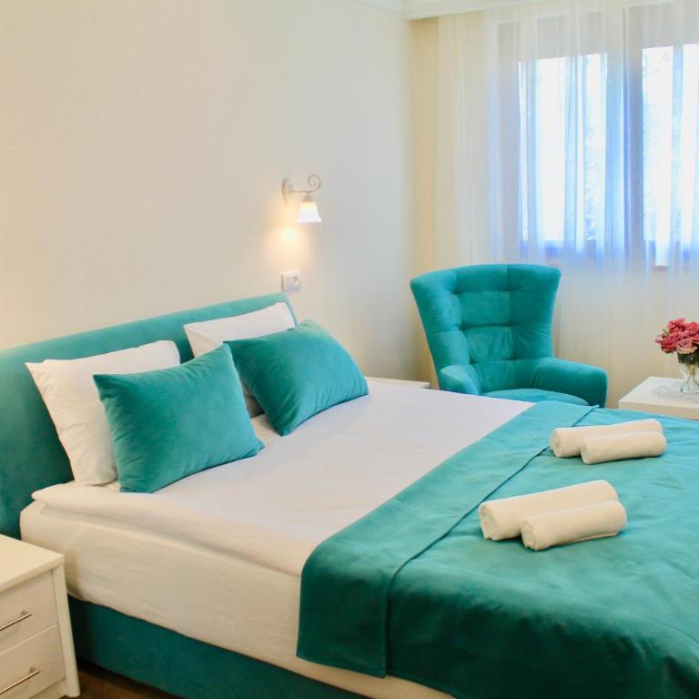 Drop In Apartments - Superior Studio - 5