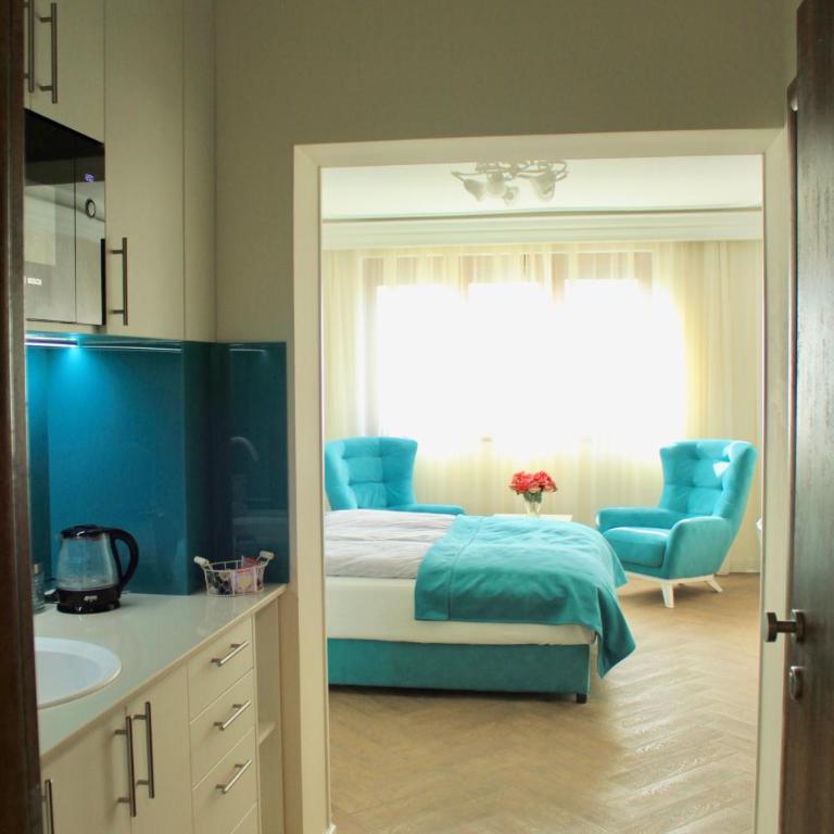 Drop In Apartments - Superior Studio - 8