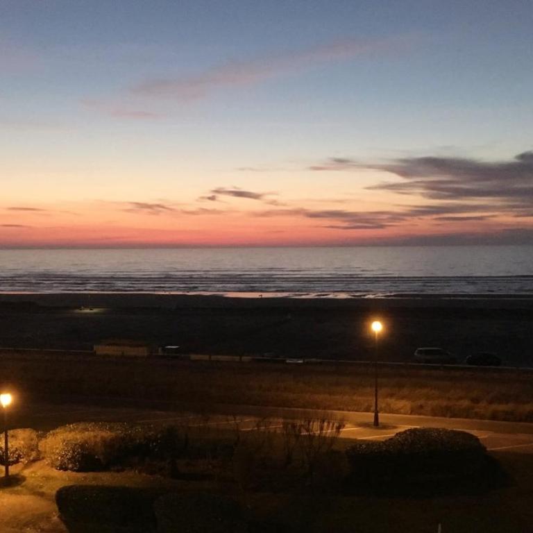 SPLENDIDE T3 DE 70m2 VUE MER A 2 MINUTES DU CENTRE-VILLE - Apartment mit 2 Schlafzimmern - 51