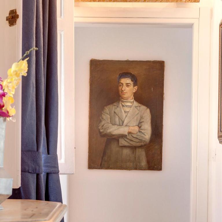 Cappelle Medici - Three-Bedroom Apartment - 32