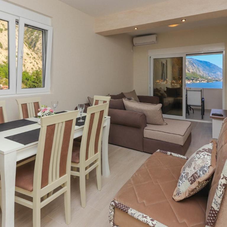Sea Star Apartments - One-Bedroom Apartment - 8