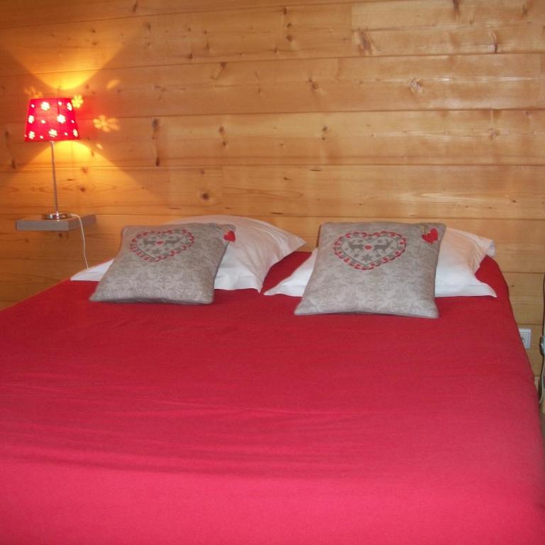 Chalet Les Aigles - Chambre Double avec Salle de Bains Privative - 2