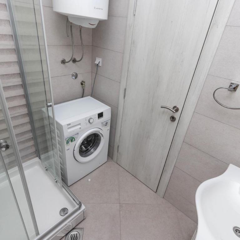 Sea Star Apartments - One-Bedroom Apartment - 11