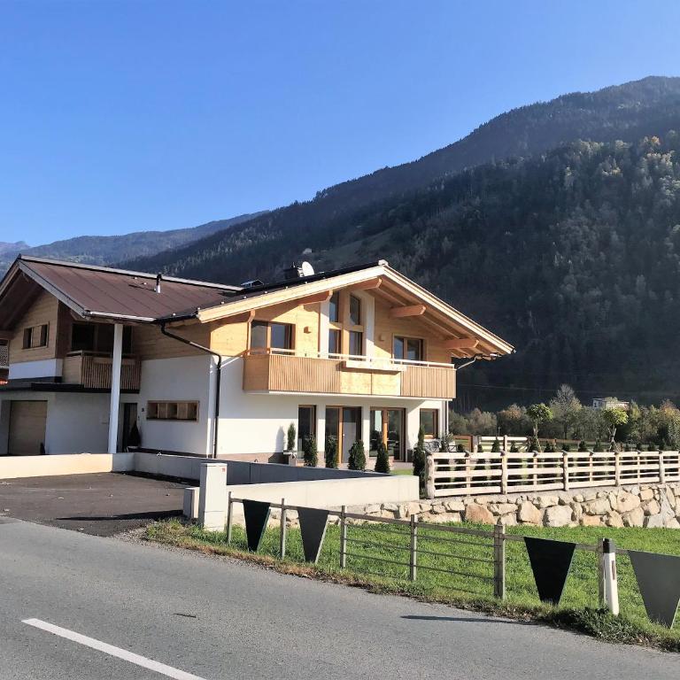 NeuhausLiving - Apartment mit 2 Schlafzimmern - 28