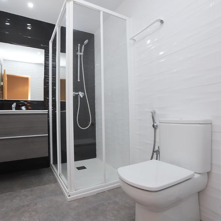 DIFFERENTFLATS Rubens - Apartamento Dúplex Superior con 3 dormitorios y vistas al mar - 3