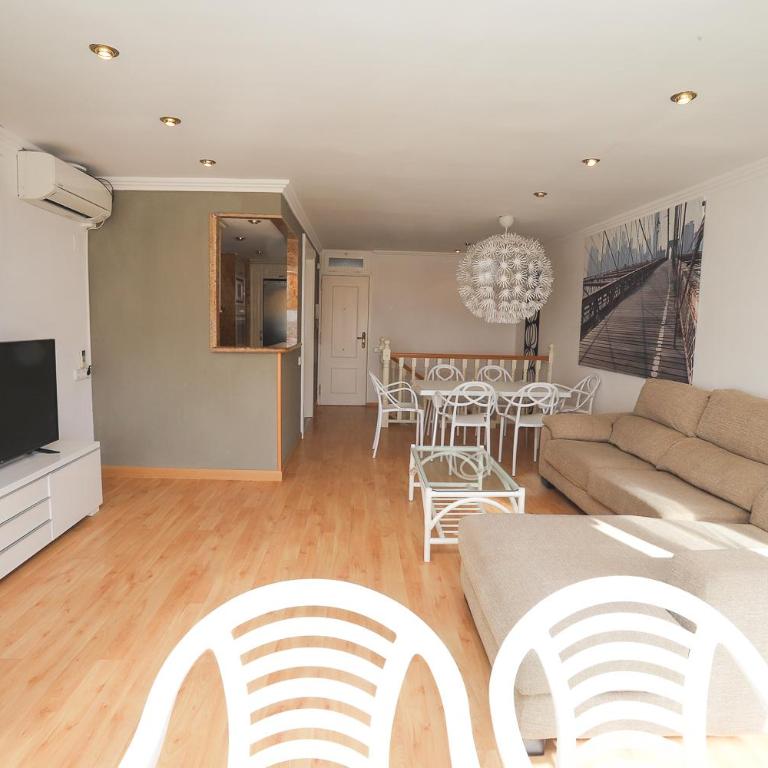 DIFFERENTFLATS Rubens - Apartamento Dúplex Superior con 3 dormitorios y vistas al mar - 8