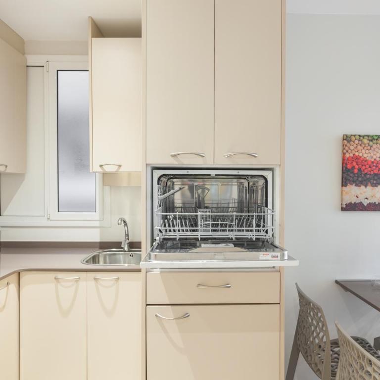 Art House Fira Apartments - Three-Bedroom Apartment - Calle Sepulveda, 45-47 - 13