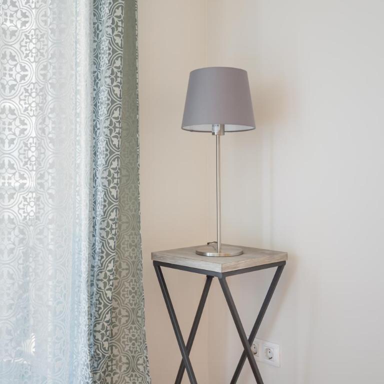 Art House Fira Apartments - Three-Bedroom Apartment - Calle Sepulveda, 45-47 - 16