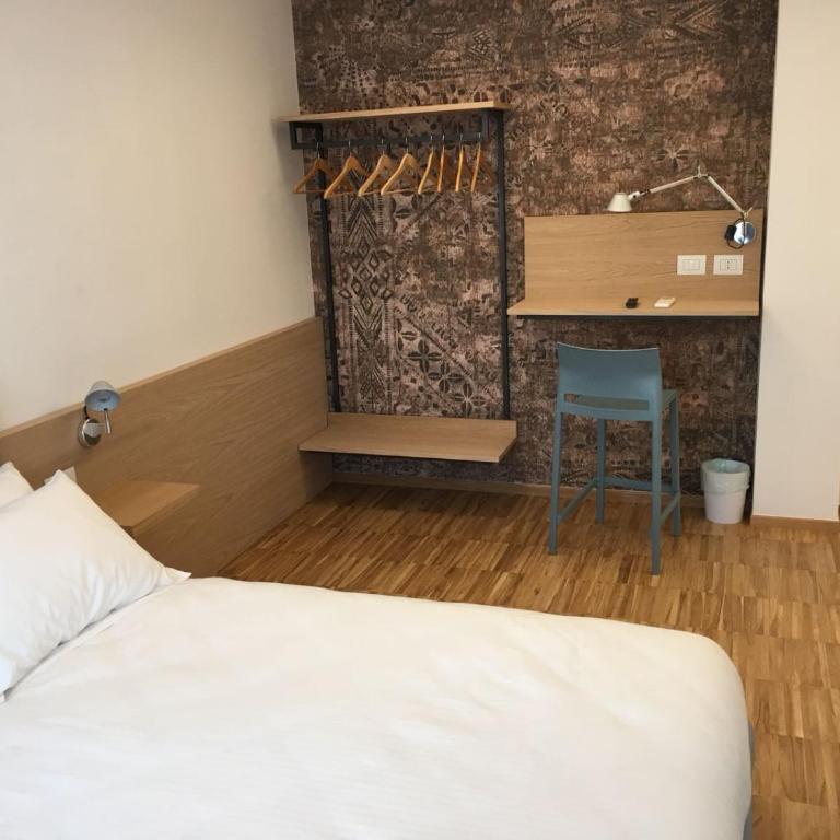 h-sa GUEST HOUSE - Comfort Triple Room - 4