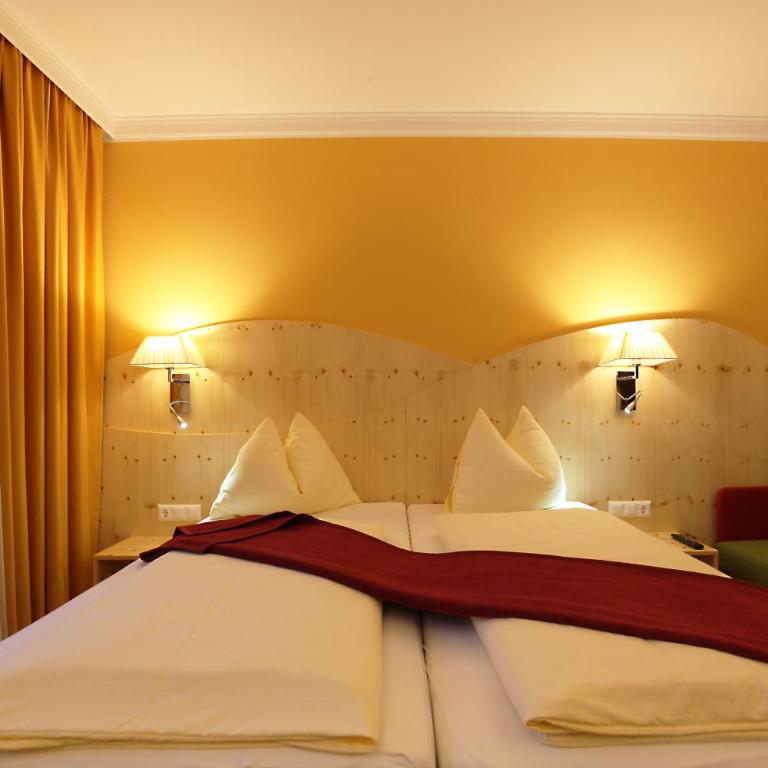 Pension & Appartements RONACHERHOF - Comfort Doppelzimmer mit Balkon - 1