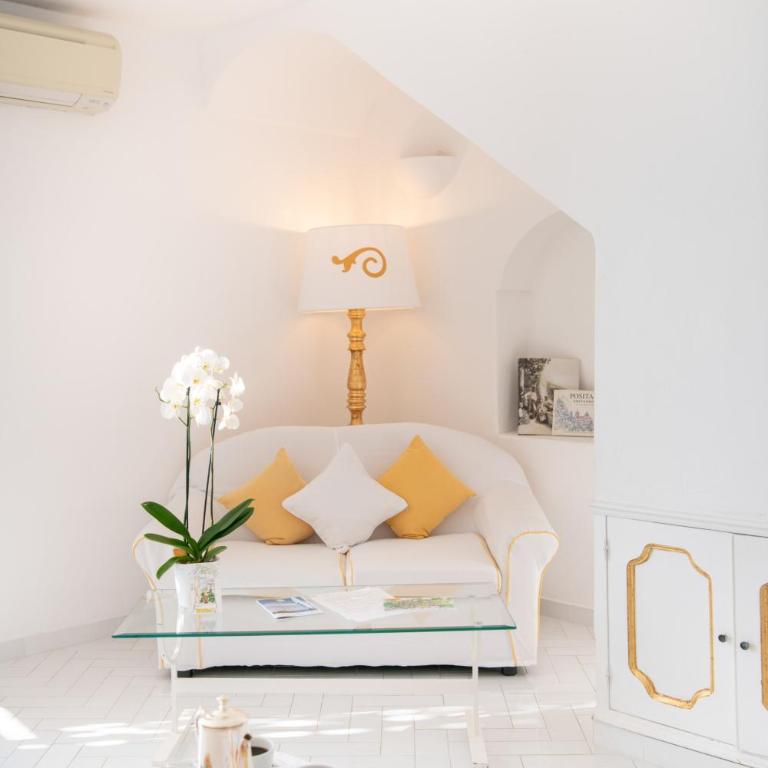 Villa Yiara - Camera Matrimoniale con Vista Mare e Idromassaggio - 7