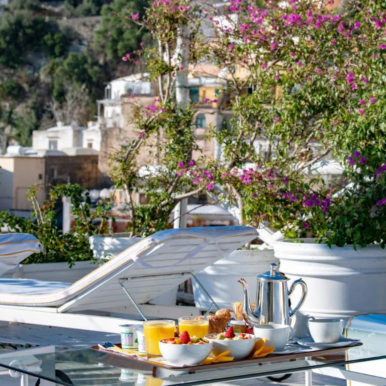 Villa Yiara - Camera Matrimoniale con Vista Mare e Idromassaggio - 11