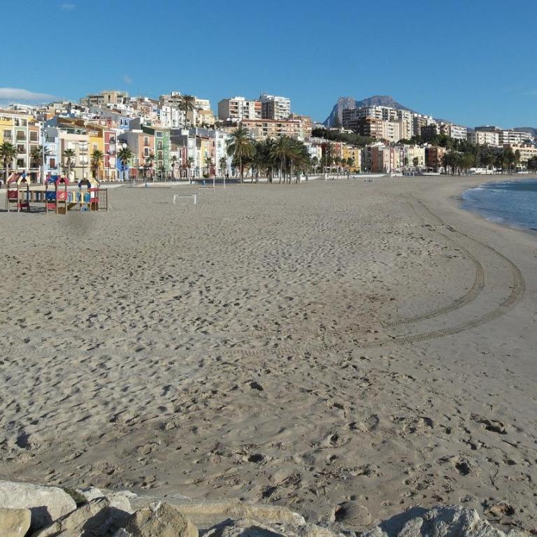 AR2B, coqueto apartamento en primera línea de playa - Apartment with Balcony - 5