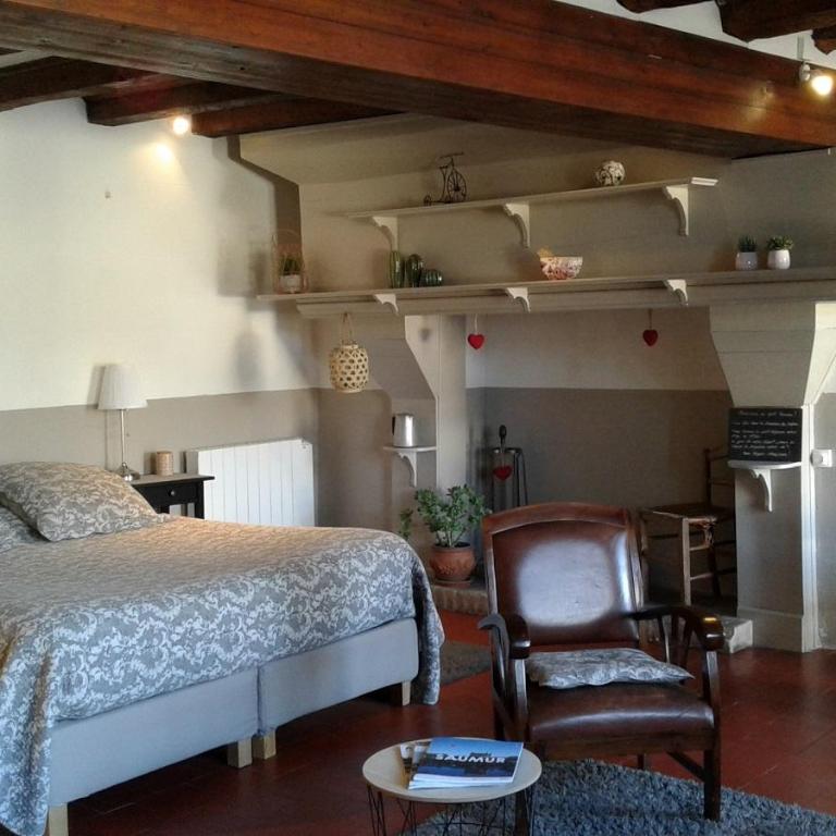 Le Petit Hureau - Chambre Familiale – Rez-de-Chaussée de la Tour - 3