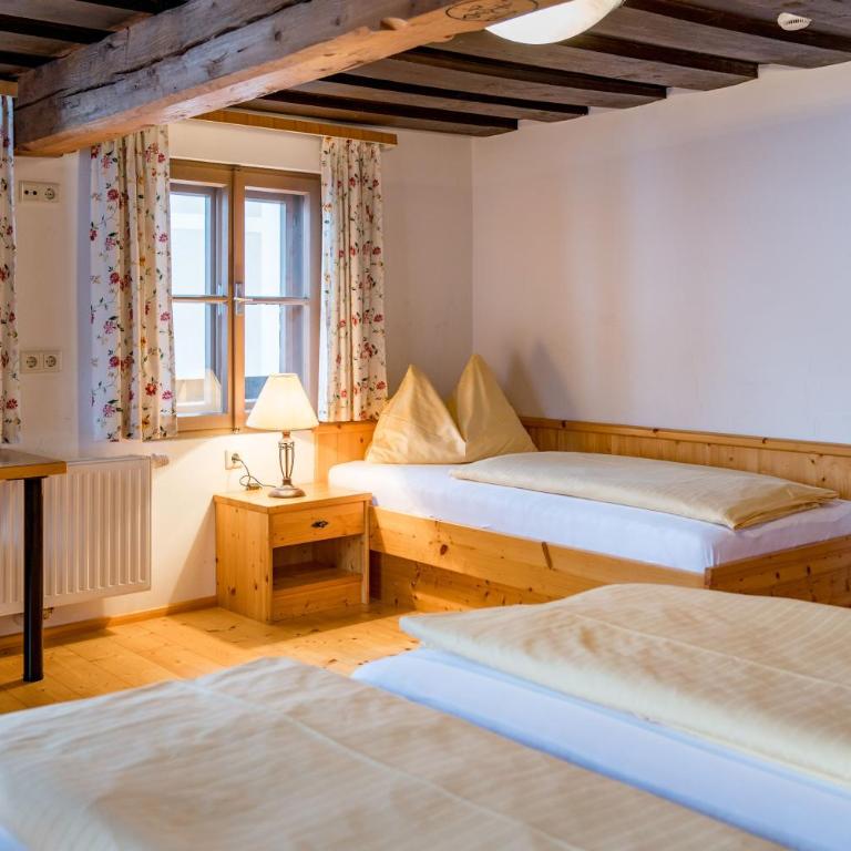 Kolping-Ferienhaus - Dreibettzimmer - 5