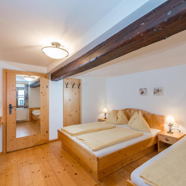Kolping-Ferienhaus - Dreibettzimmer - 4