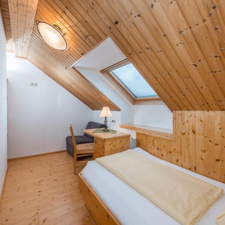 Kolping-Ferienhaus - Einzelzimmer mit Gemeinschaftsbad - 3
