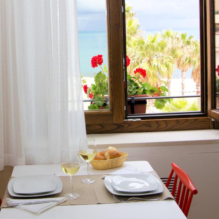Residence Itaca - Appartamento con Vista Mare - 1
