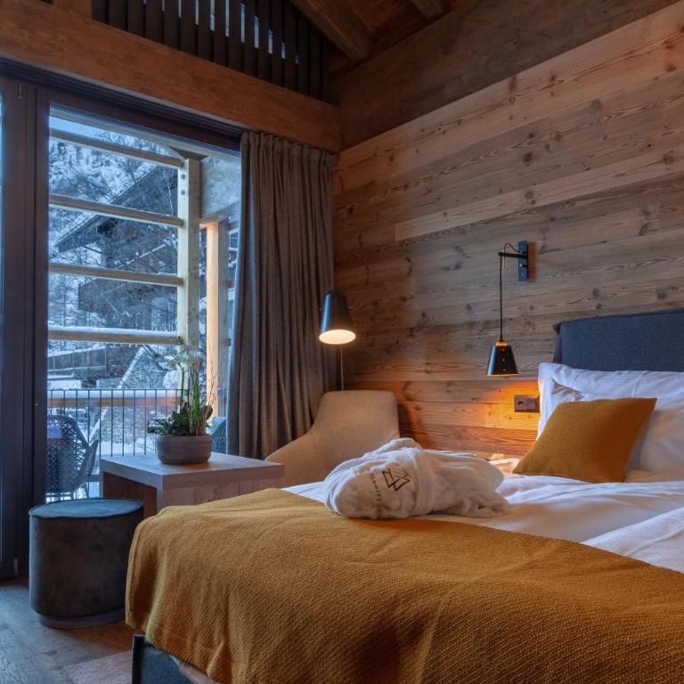22 Summits Boutique Hotel - Deluxe Doppelzimmer Matterhorn - 4