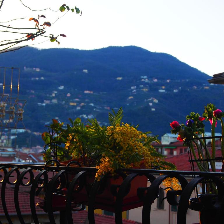 B&B Cernaia 42 - Camera Matrimoniale Deluxe con Balcone - 9