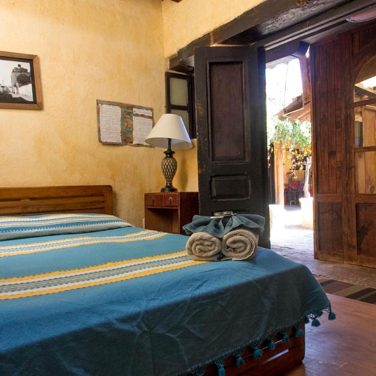 Posada del Abuelito (Hostel) - Double Room with Private Bathroom - 3