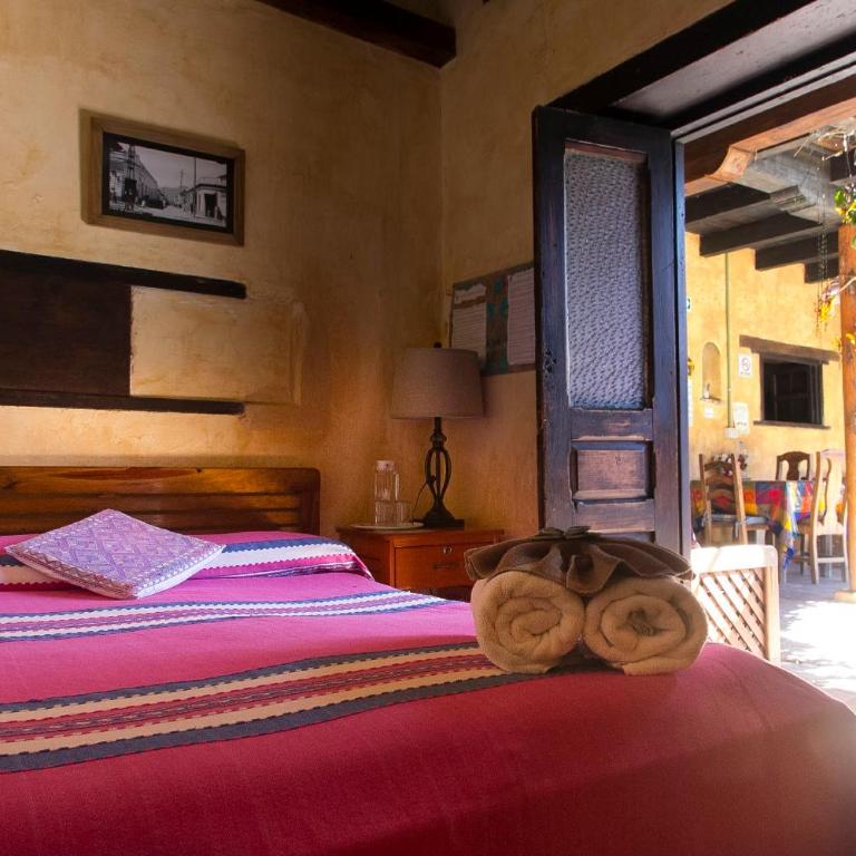 Posada del Abuelito (Hostel) - Double Room with Private Bathroom - 2