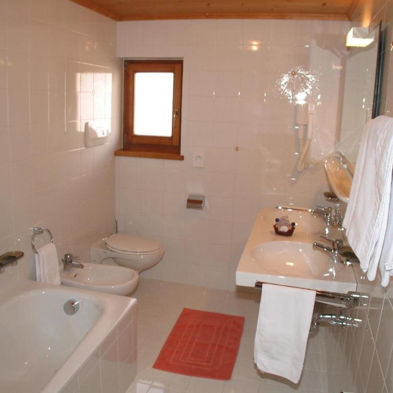 Hotel Talblick - Camera Matrimoniale Comfort con Balcone - 4