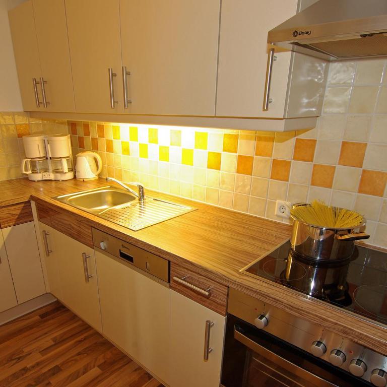 Haus am Sonnenhang - Apartment mit 3 Schlafzimmern und Balkon - 7