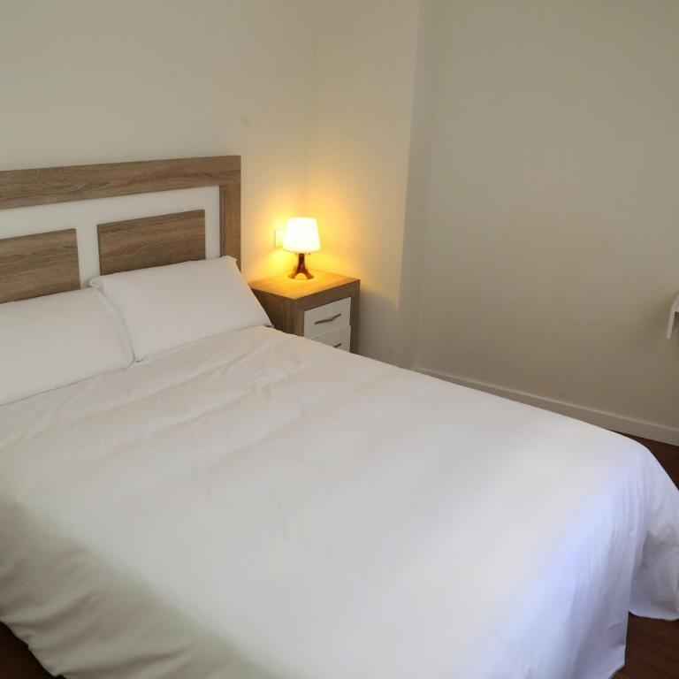 Apartamentos Turísticos Puente Romano P2 2-A - Two-Bedroom Apartment - 2