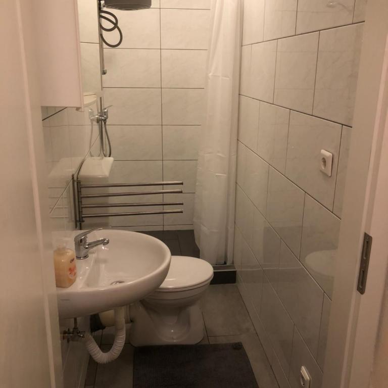 Arbeiterwohnungen Graz Hauptbahnhof - Apartment - 7